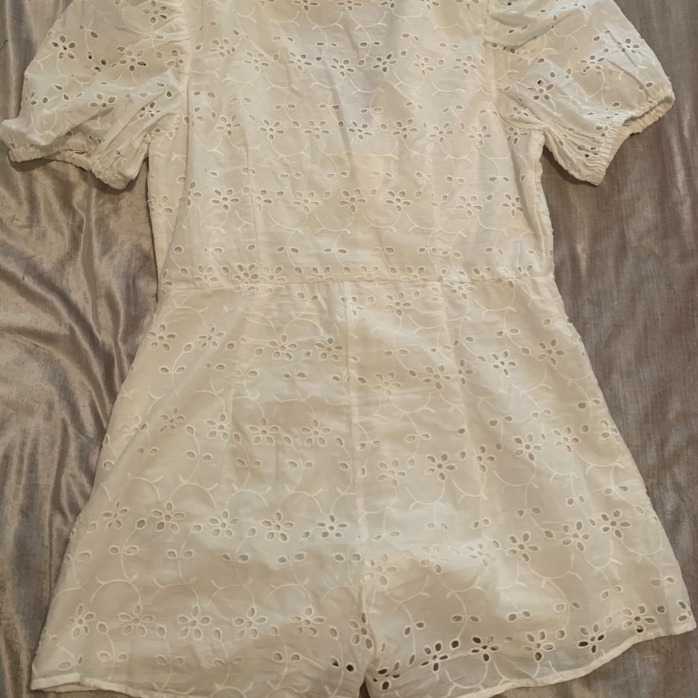 Patterned romper - Picture 3 of 3